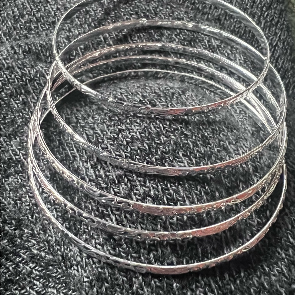 Elegant Silver 5pc Bangle Set